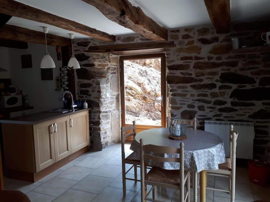 Petite Bergerie En Pierres Confort Ferienhaus Salles-Curan